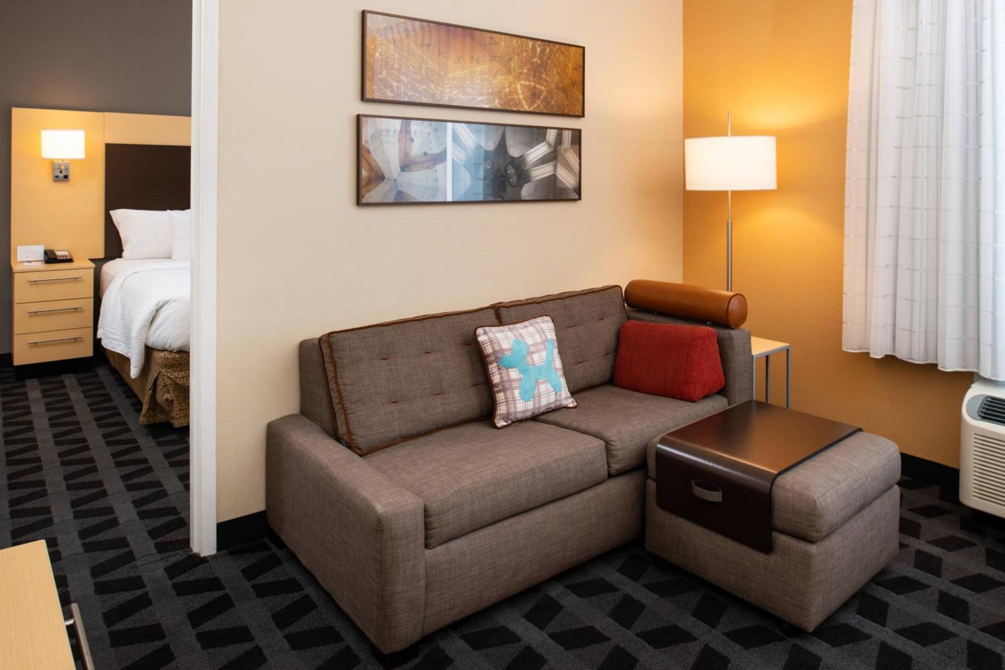 ทาวน์เพลส สวีท เบเคอร์สฟิลด์ เวสต์ Hotel เบเกอร์สฟีลด์ ภายนอก รูปภาพ