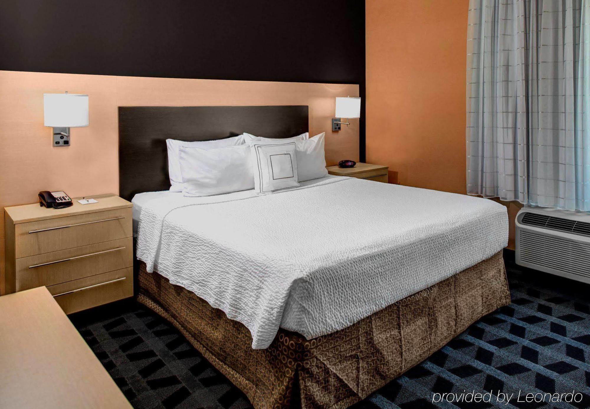 ทาวน์เพลส สวีท เบเคอร์สฟิลด์ เวสต์ Hotel เบเกอร์สฟีลด์ ภายนอก รูปภาพ